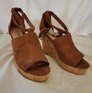 JustFab Brown Wedges *NWOT*